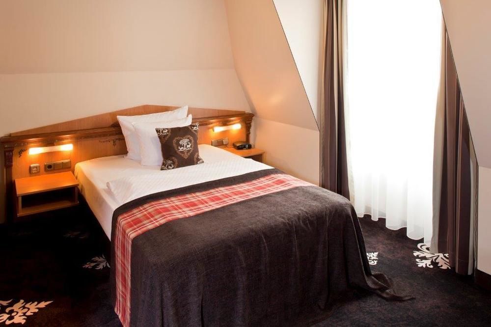 Der Heidehof Conference & Spa Resort Gaimersheim Exteriör bild